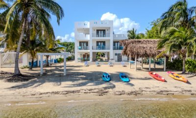 Beachfront Villa w/Pool- Pelicans Crossing Hopkins Belize